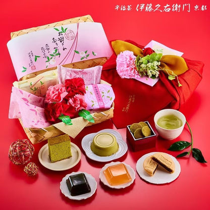 伊藤久右衛門 2026 母の日 宇治抹茶スイーツ 8種 11個入 花咲く竹かごセット 風呂敷包み 造花飾り付き くず餅 最中 もなか カステラ 煎餅 せんべい プリン ぷりん 新茶 玉露 豪華 プレゼント 花咲 バスケット ギフト 感謝 スイーツ 50代 60代 70代 お菓子