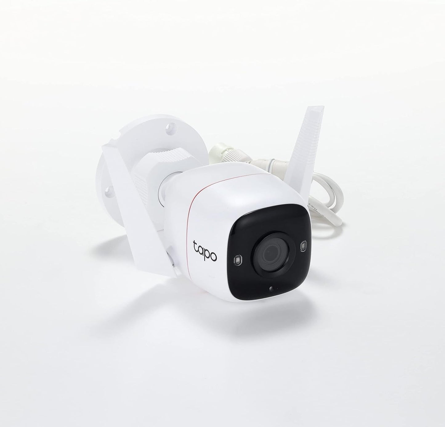 TP-Link WiFi ネットワークカメラ 屋外カメラ 300万画素 IP66防水・防塵 防犯カメラ 音声通話可能 3年保証 Tapo C310/A