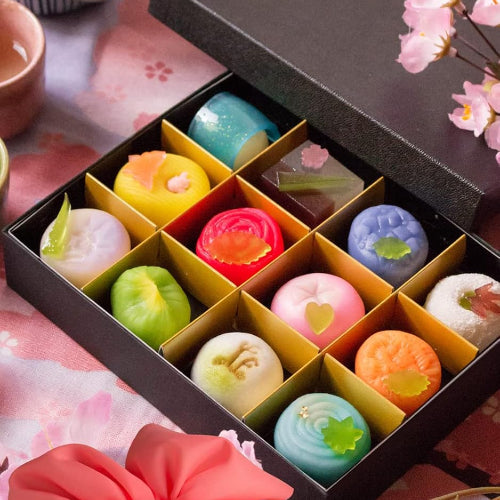 風味絶佳.山陰 母の日のプレゼント 人気 母の日ギフト スイーツ 和菓子 四季の十二撰 ひとくち上生菓子詰合せ（風呂敷包み） 春季限定 お菓子 高級 食べ物 50代 60代 70代 80代